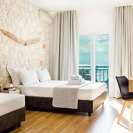 Vrachos Lofts 3*